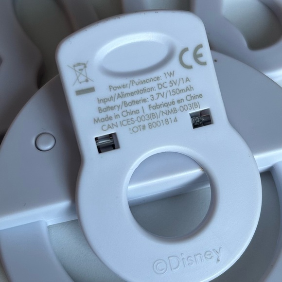 Minnie Mouse Selfie Light ๐ - Picture 6 of 11